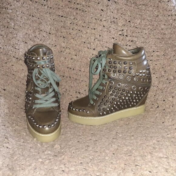 ASH-Blondie Studded HiddenWedge Sneaker-Dark Green Leather-Skulls-Sz37-Excellent - Picture 1 of 8